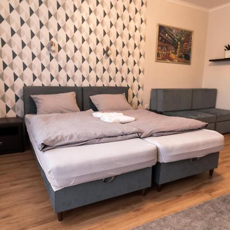 Thermal Next I Weninger Apartman คิชคุนฮาลาส ภายนอก รูปภาพ