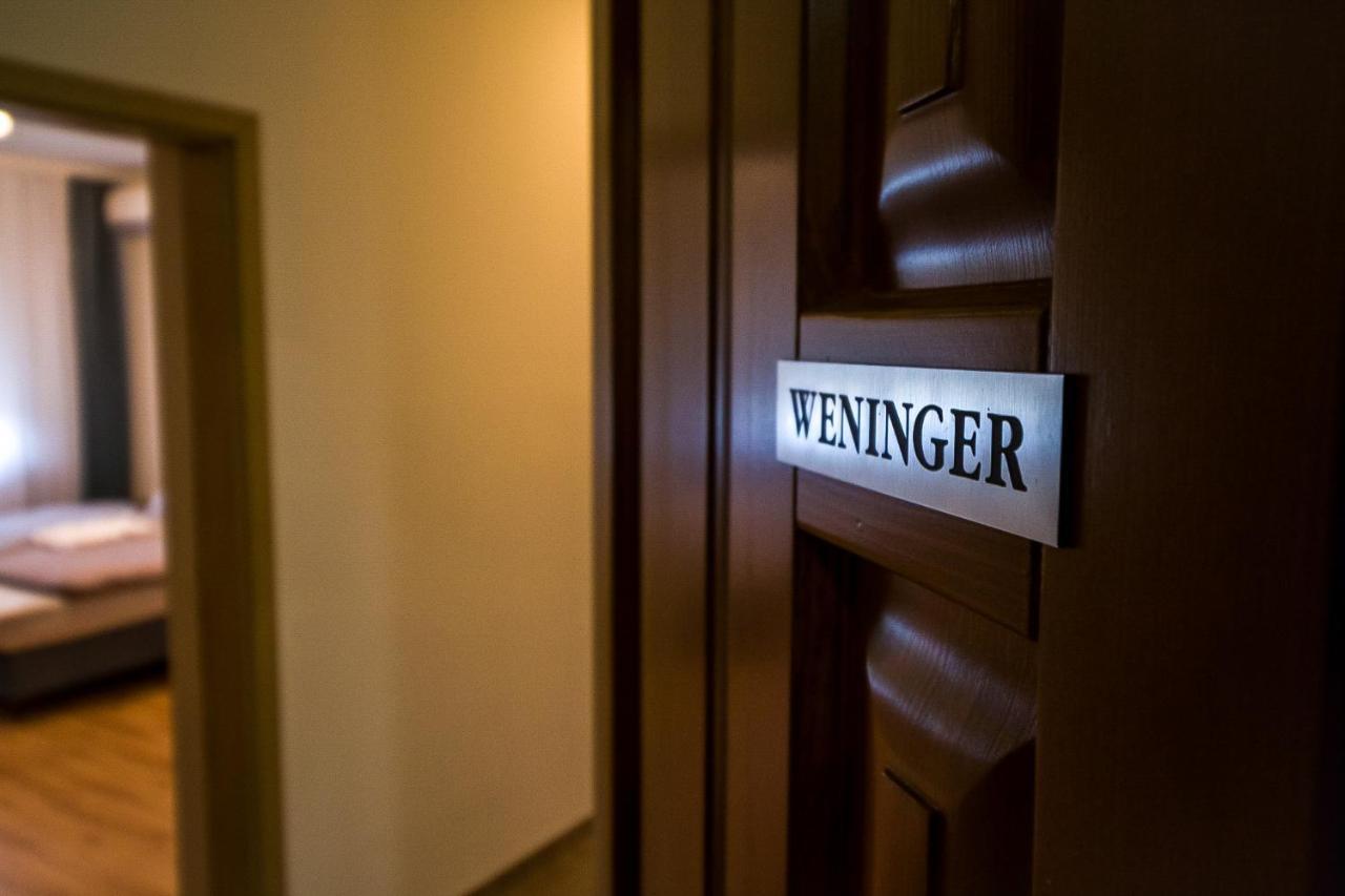 Thermal Next I Weninger Apartman คิชคุนฮาลาส ภายนอก รูปภาพ